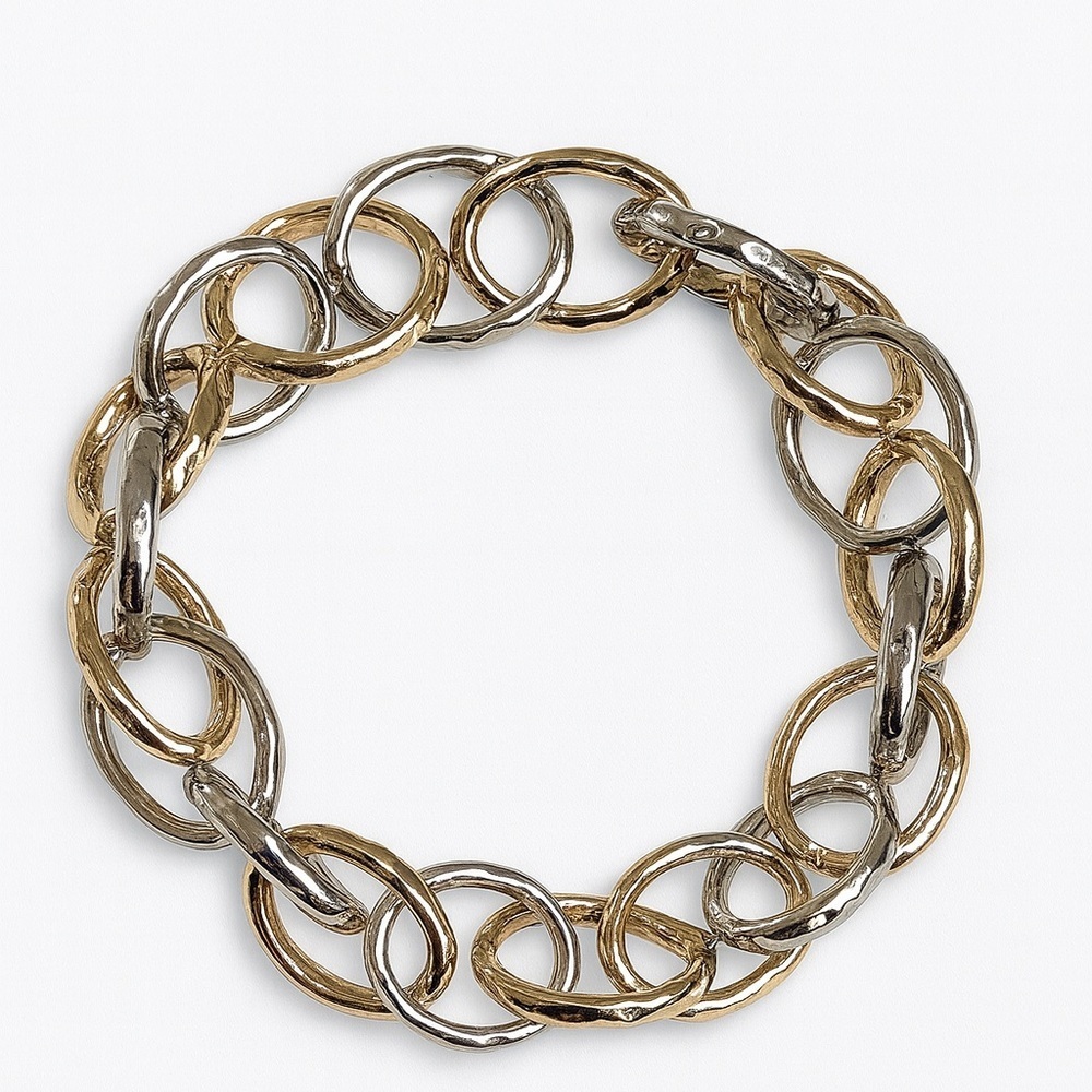 ⚜️ Elegant Gold and Silver Chain Bracelet